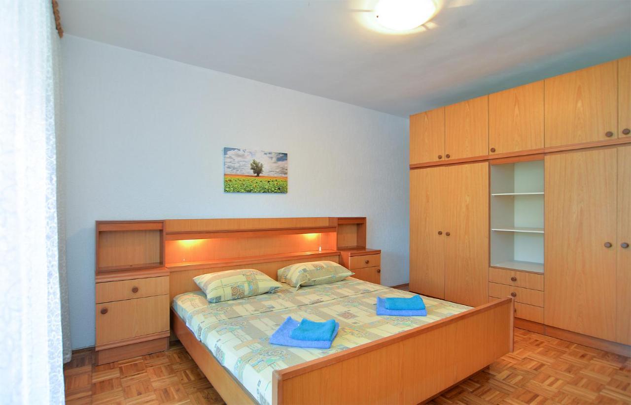 Apartment Vanga 533 Pula Exterior photo